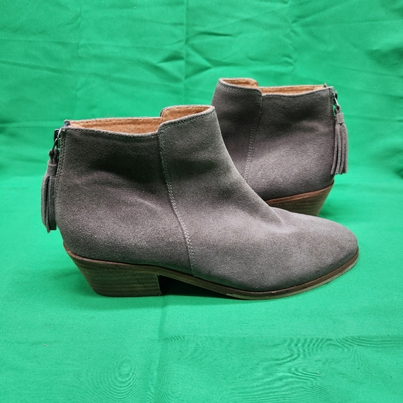 Joules Womens Size 6 Gray Grey Back Zip Tassel Ankle Suede Leather Boots Booties - Picture 1 of 13